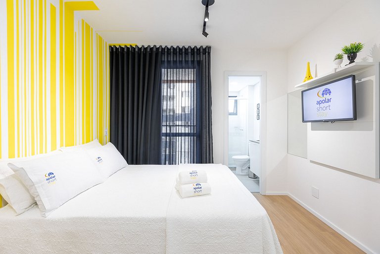 Apartamento estudio céntrico con balcón privado.