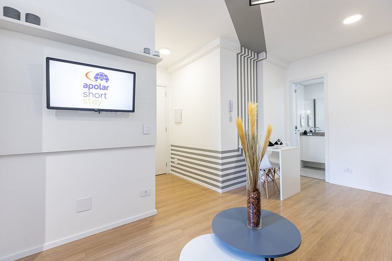 Studio moderno e espaçoso no centro