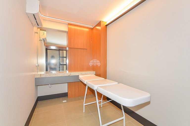 Estudio con balcon