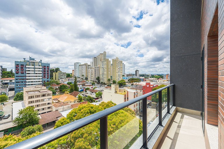 Studio com Sacada no Centro