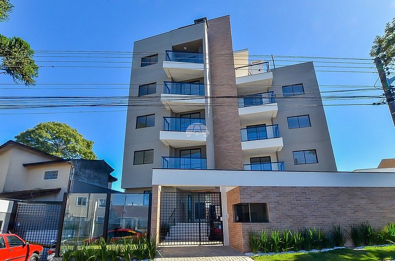 Studio com Sacada no Bairro Água Verde