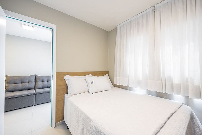 Studio com Sacada no Bairro Água Verde