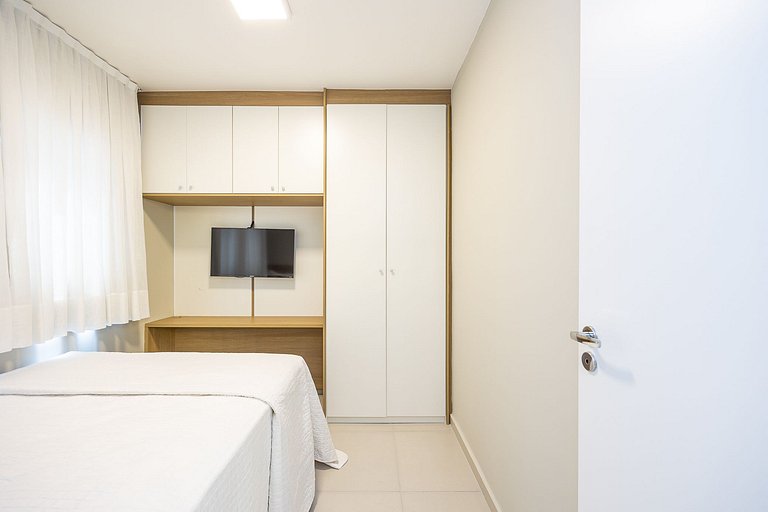 Studio com Sacada no Bairro Água Verde