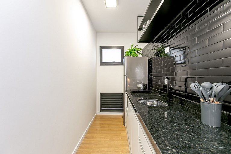 Studio industrial, com sacada