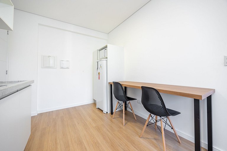 Estudio con balcon
