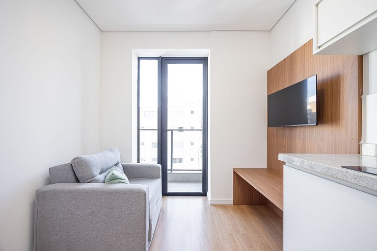 Estudio con balcon
