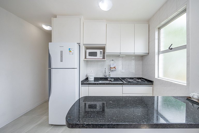 Apartamento finamente decorado no bairro Jardim Botânico, em