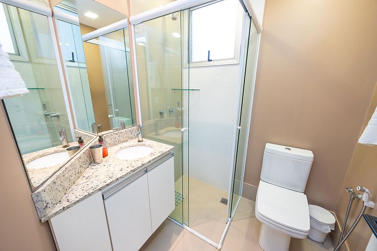 Apartamento 3 quartos, sendo 1 suíte, no Bigorrilho, m²