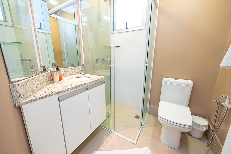 Apartamento 3 quartos, sendo 1 suíte, no Bigorrilho, m²