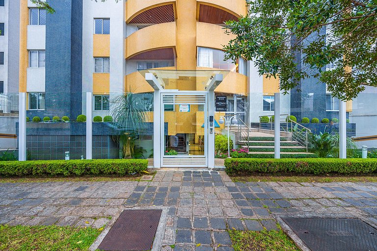 Apartamento 3 quartos, sendo 1 suíte, no Bigorrilho, m²