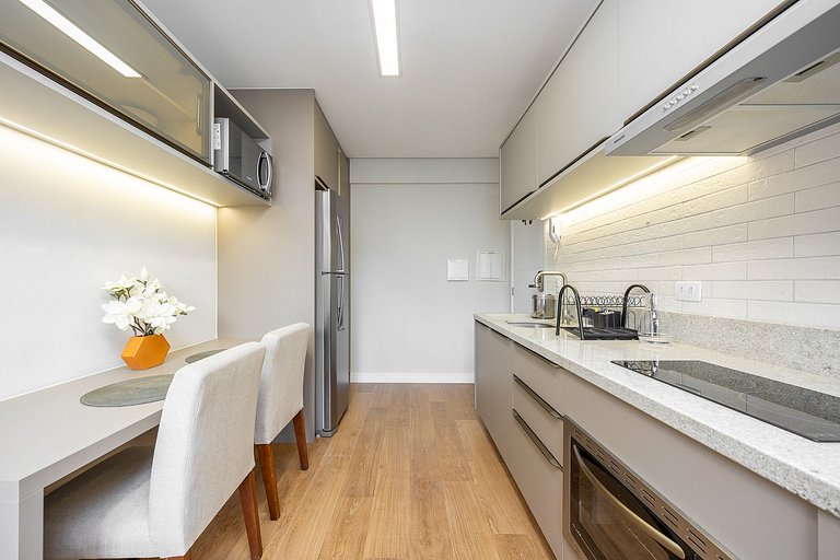Ref 10291 | Apartamento finamente decorado, no Centro de Cur