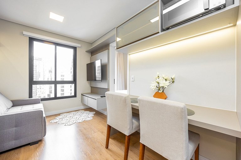 Ref 10291 | Apartamento finamente decorado, no Centro de Cur