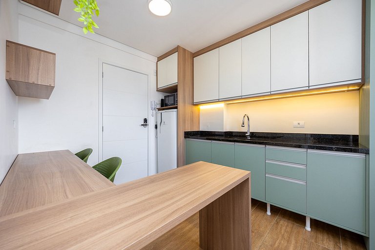 Ref:10313 Studio finamente decorado em Curitiba, até 2 pesso