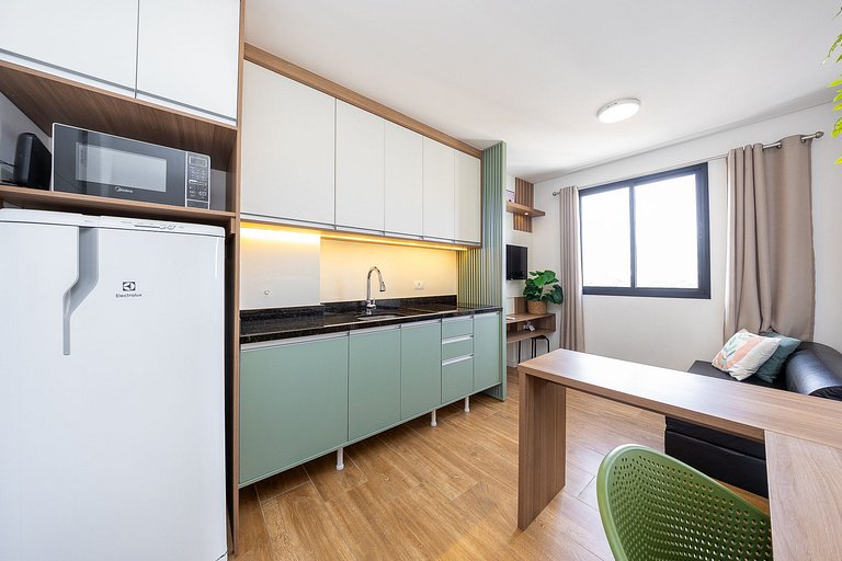 Ref:10313 Studio finamente decorado em Curitiba, até 2 pesso