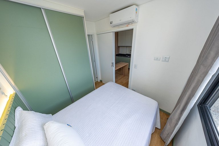 Ref:10313 Studio finamente decorado em Curitiba, até 2 pesso