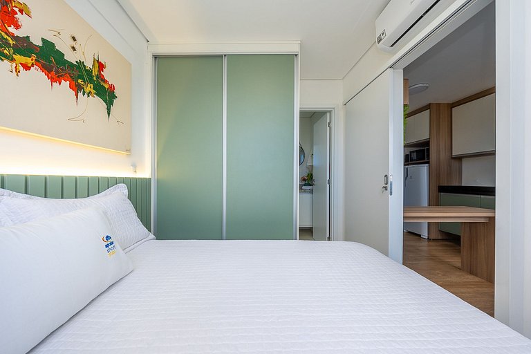 Ref:10313 Studio finamente decorado em Curitiba, até 2 pesso