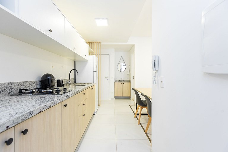 Ref 10272 | Studio no Bigorrilho, totalmente mobiliado para