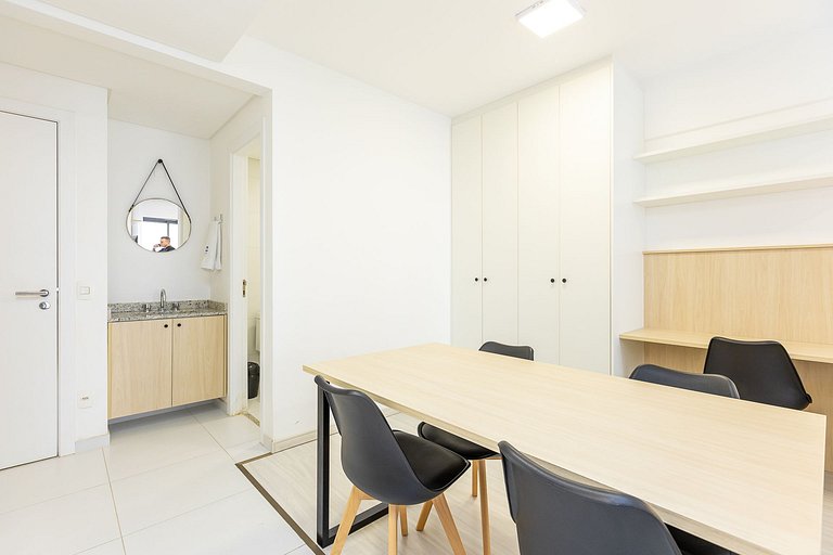 Ref 10272 | Studio no Bigorrilho, totalmente mobiliado para