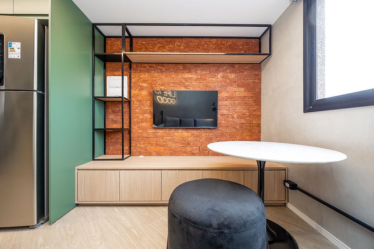 Ref 10258 | Studio Duplex finamente decorado em Curitiba, à