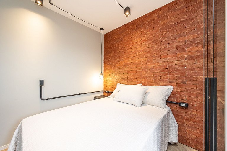 Ref 10258 | Studio Duplex finamente decorado em Curitiba, à