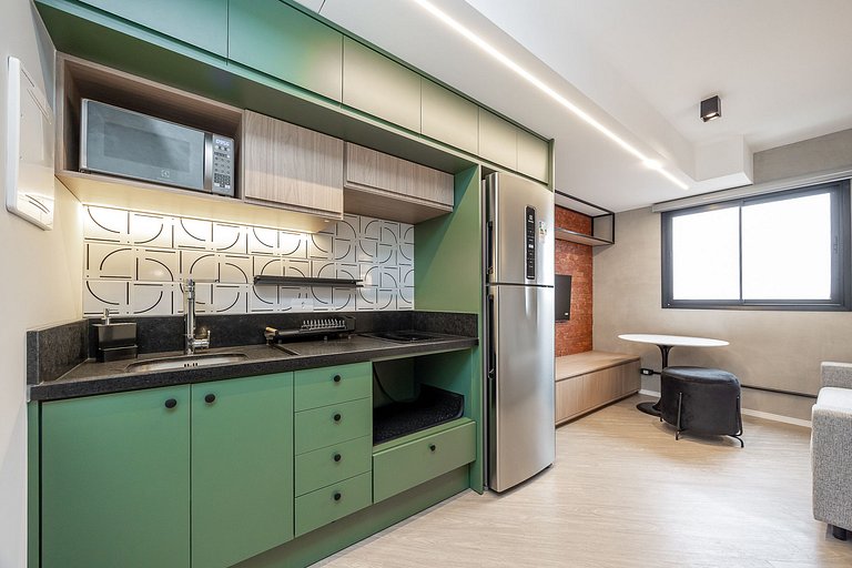 Ref 10258 | Studio Duplex finamente decorado em Curitiba, à