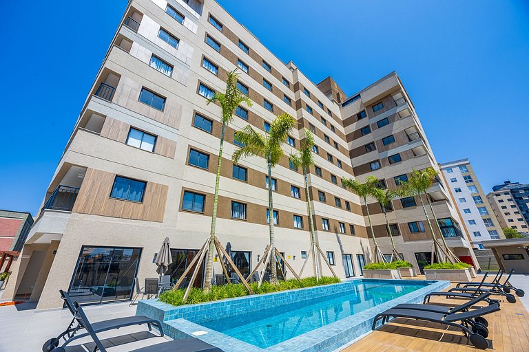 Ref 10258 | Studio Duplex finamente decorado em Curitiba, à