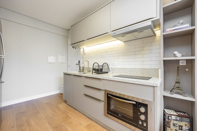 Ref 10291 | Apartamento finamente decorado, no Centro de Cur