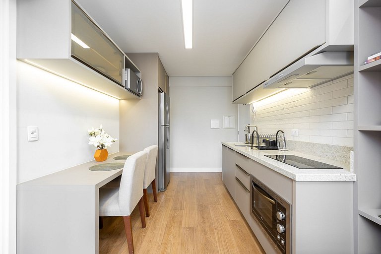 Ref 10291 | Apartamento finamente decorado, no Centro de Cur