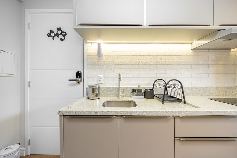 Ref 10291 | Apartamento finamente decorado, no Centro de Cur