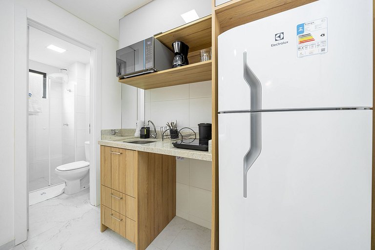 Ref 10281| Studio finamente decorado no Rebouças, até 2 pess