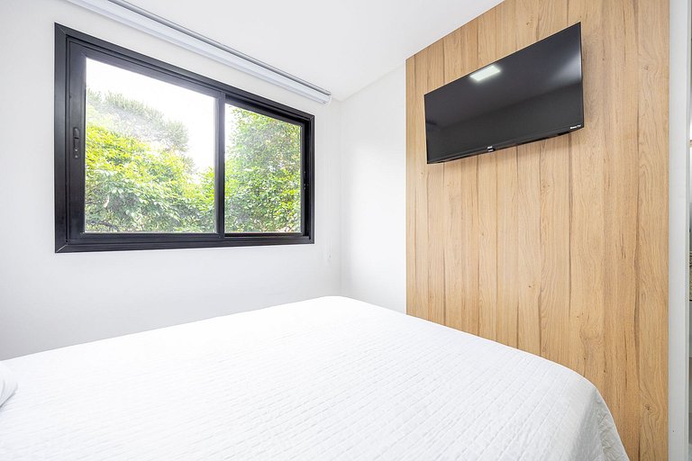 Ref 10281| Studio finamente decorado no Rebouças, até 2 pess