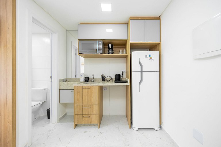 Ref 10281| Studio finamente decorado no Rebouças, até 2 pess