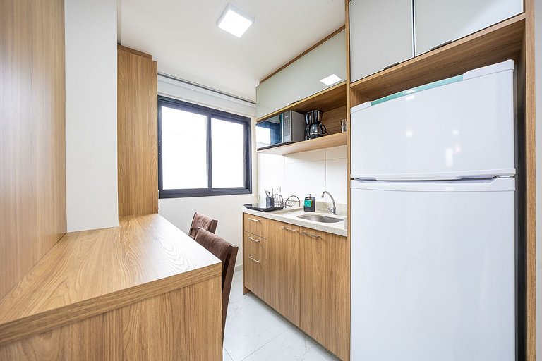 Ref 10283| Studio finamente decorado no Rebouças, até 2 pess