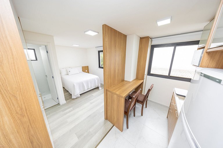 Ref 10283| Studio finamente decorado no Rebouças, até 2 pess