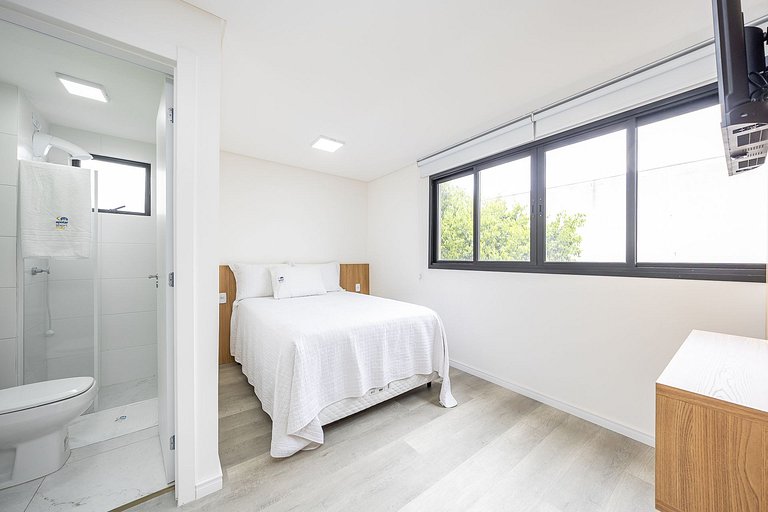 Ref 10283| Studio finamente decorado no Rebouças, até 2 pess