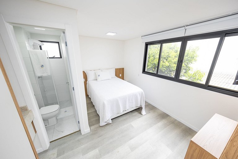 Ref 10283| Studio finamente decorado no Rebouças, até 2 pess