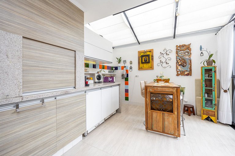 REF 10294 | Triplex 3 quartos, sendo 3 suítes, no Hugo Lange