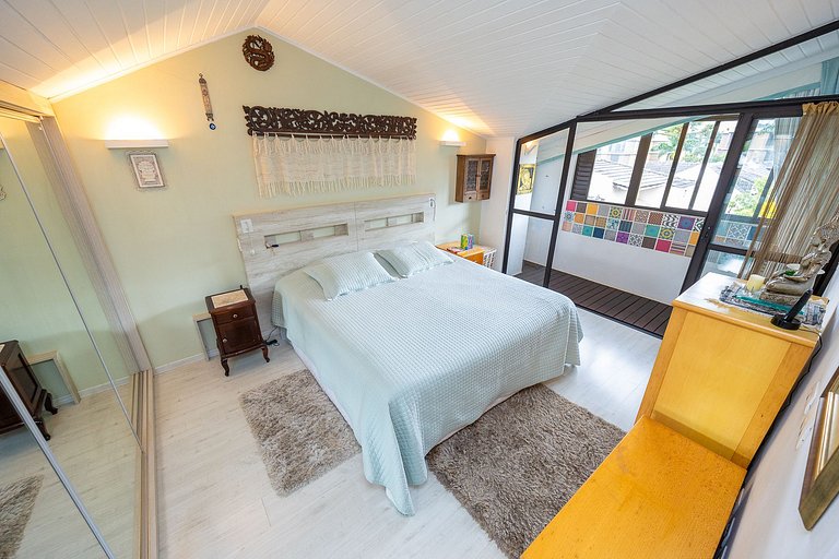 REF 10294 | Triplex 3 quartos, sendo 3 suítes, no Hugo Lange