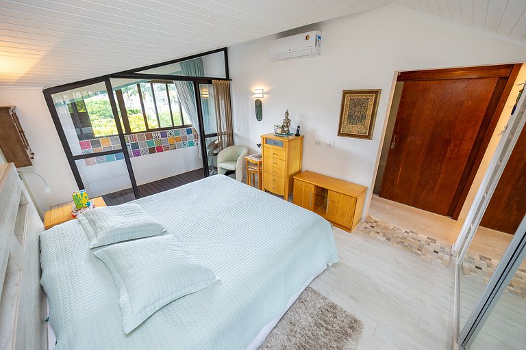 REF 10294 | Triplex 3 quartos, sendo 3 suítes, no Hugo Lange