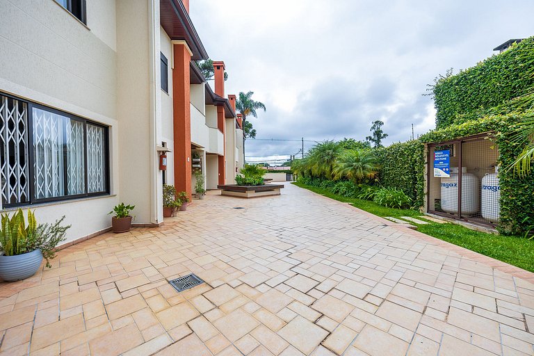 REF 10294 | Triplex 3 quartos, sendo 3 suítes, no Hugo Lange