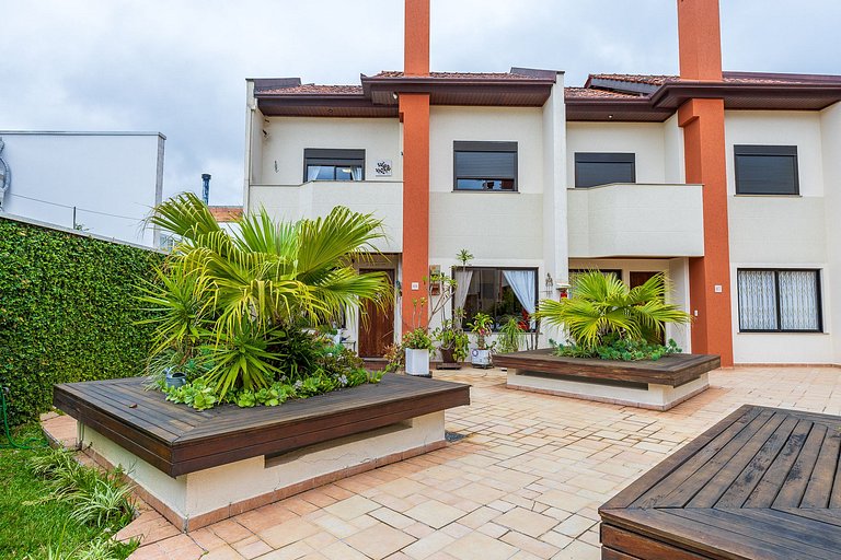 REF 10294 | Triplex 3 quartos, sendo 3 suítes, no Hugo Lange