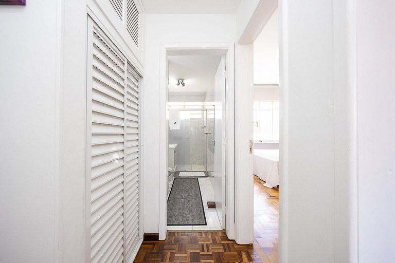 Apartamento 3 quartos finamente decorado no Batel, 110m²