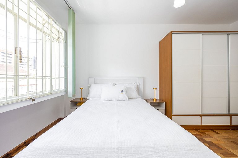 Apartamento 3 quartos finamente decorado no Batel, 110m²