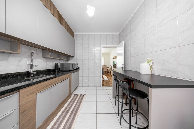 Apartamento 3 quartos finamente decorado no Batel, 110m²
