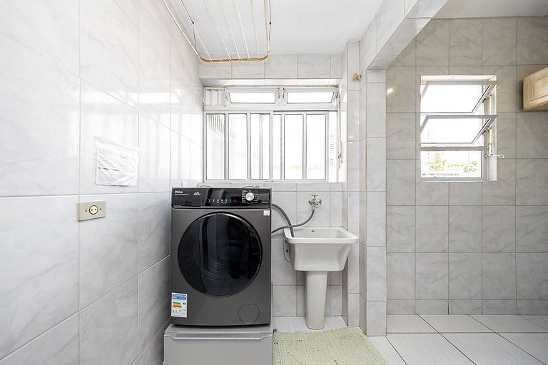 Apartamento 3 quartos finamente decorado no Batel, 110m²