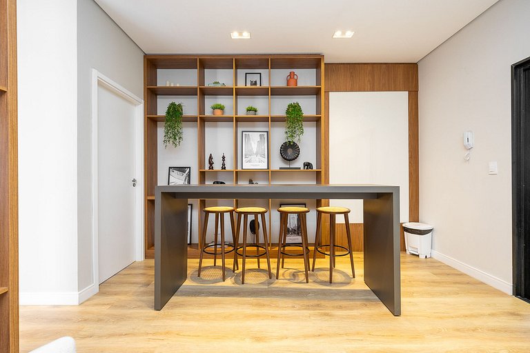 Ref 10307 | Estúdio finamente decorado em Curitiba, até 2 pe