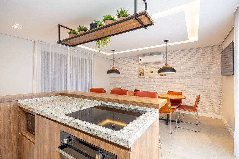 Ref 10307 | Estúdio finamente decorado em Curitiba, até 2 pe
