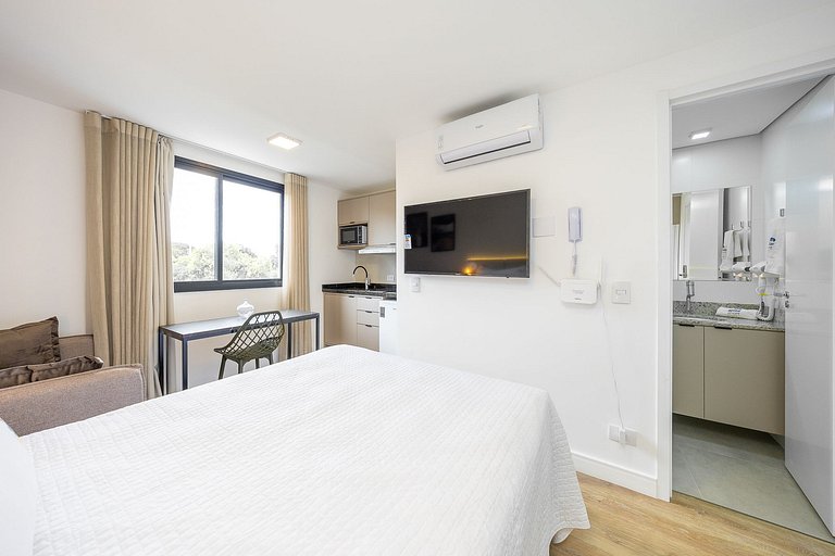 Ref 10298 | Studio finamente decorado em Curitiba, até 2 pes