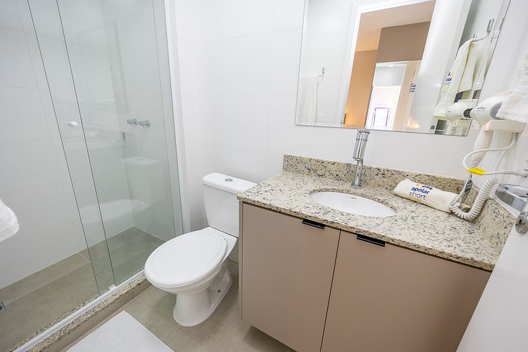 Ref 10298 | Studio finamente decorado em Curitiba, até 2 pes