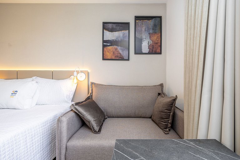 Ref 10298 | Studio finamente decorado em Curitiba, até 2 pes